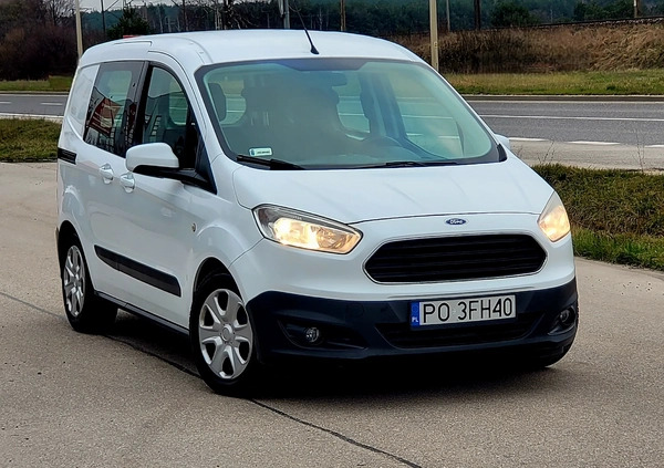 Ford Transit Courier cena 37900 przebieg: 170000, rok produkcji 2017 z Kielce małe 277